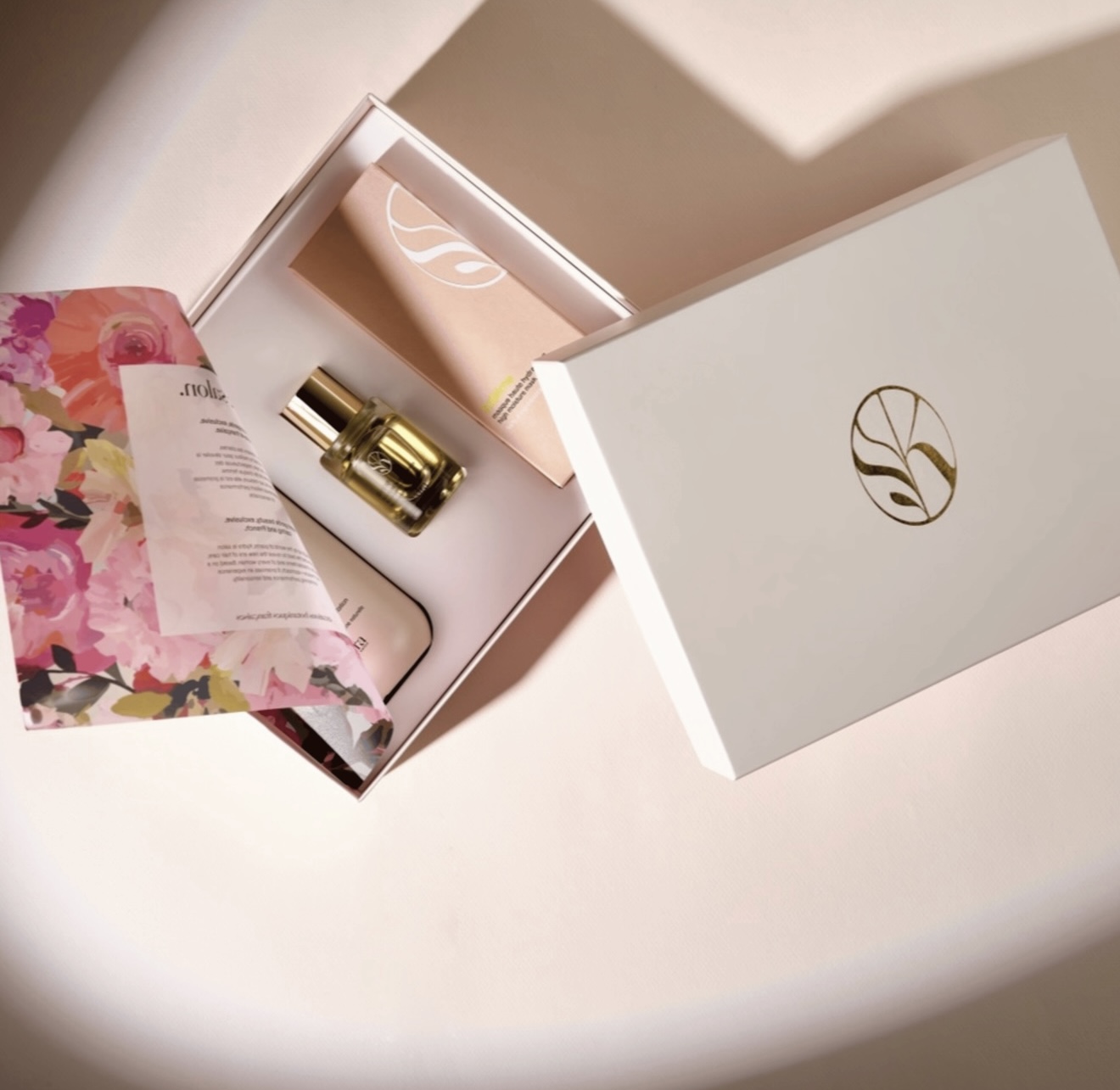 Coffret Noel Absolu – Shampooing + masque + parfum cheveux (offert)